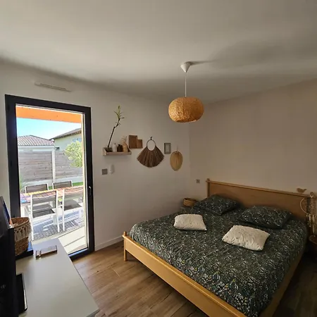 Maison Avec Piscine 兰顿