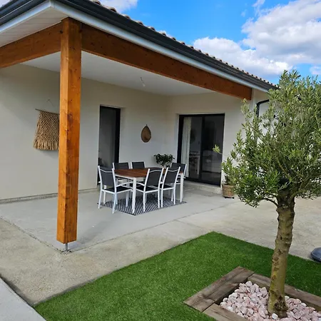 Maison Avec Piscine Casa de Férias *